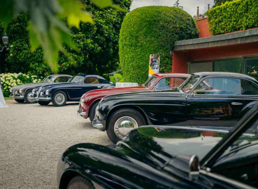 Villa d’Este Style One Lake, One Car